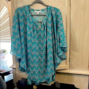 Chevron Patterned Turquoise and White Women's Top
